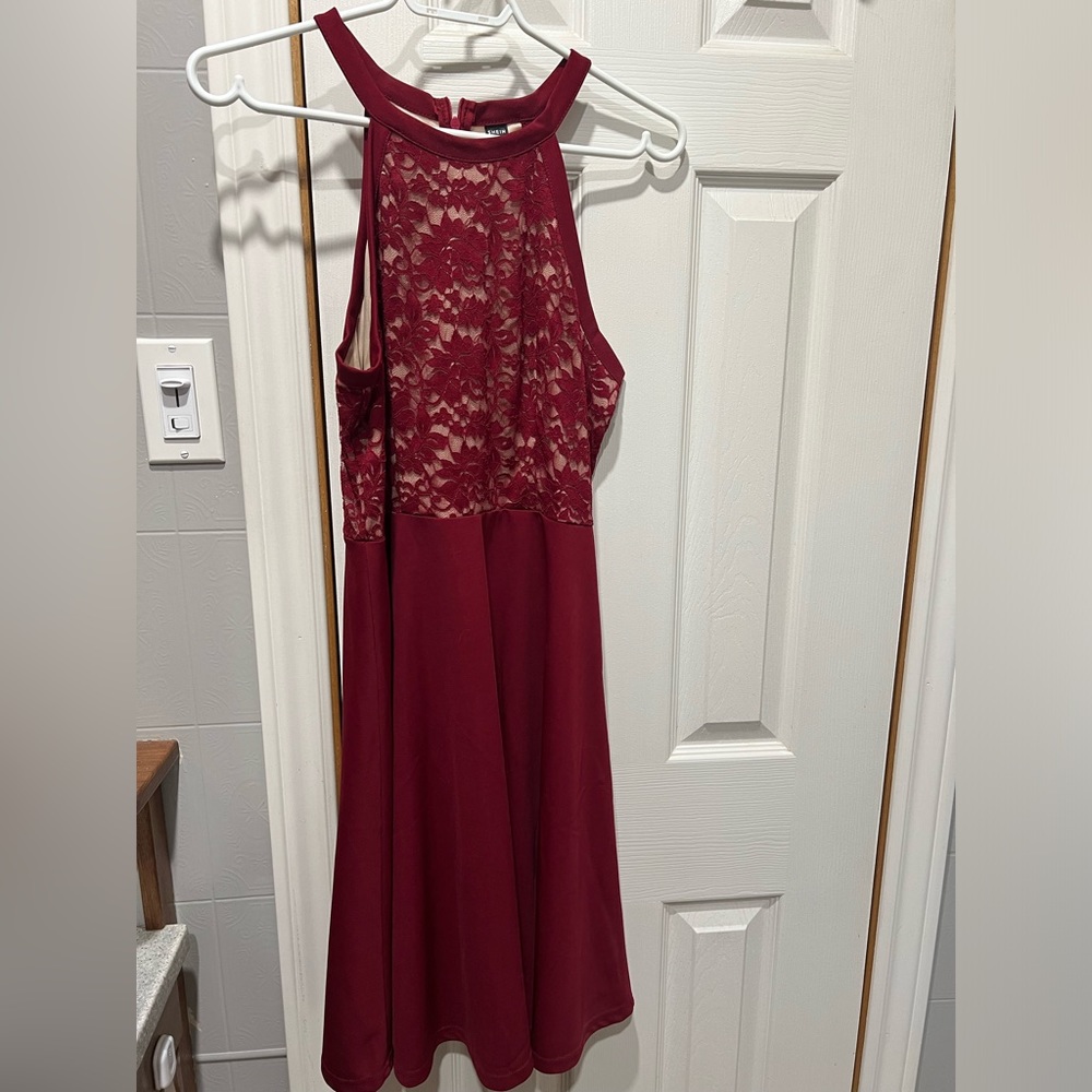 SHEIN size L burgundy cocktail dress